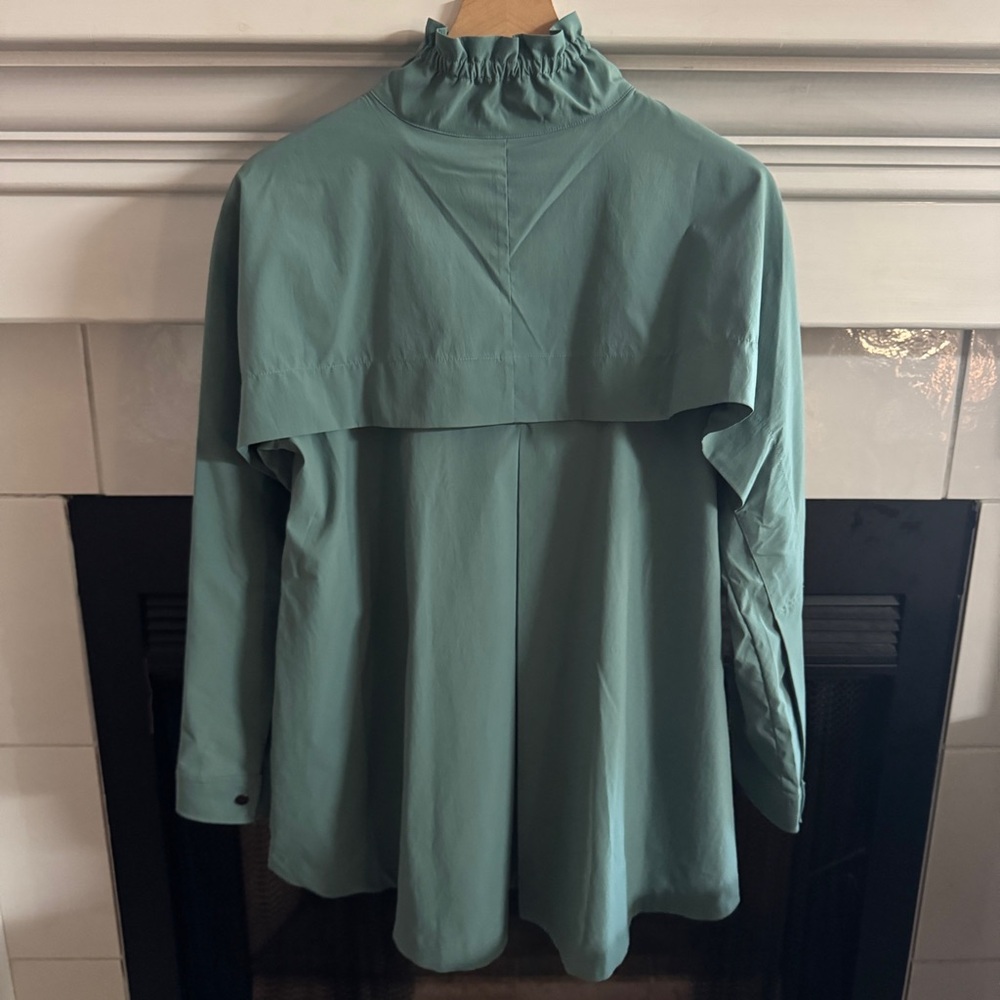 Athleta Advantage Poplin Top XS Teal Breathable Zip Pockets Ventilation - Picture 2 of 6